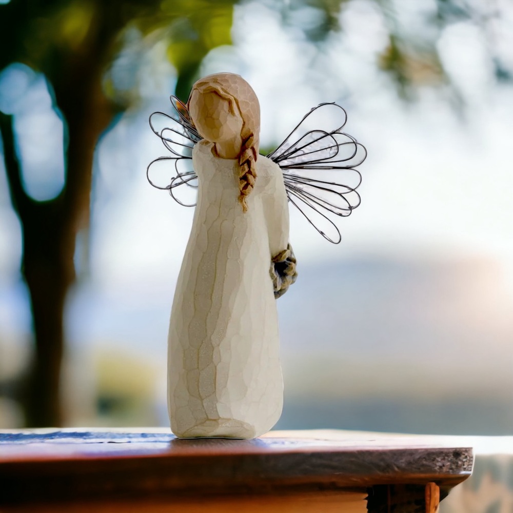 Vintage Willow Tree Thank You Angel Figurine 2002 by Susan Lordi #26096